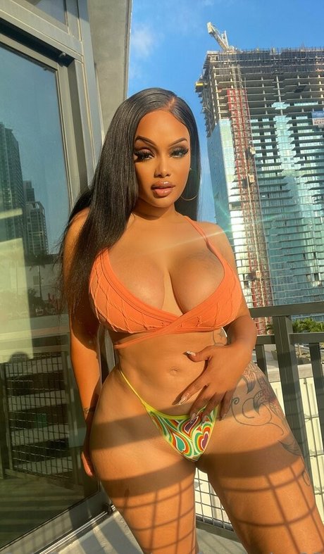 Ms_Fernandes25