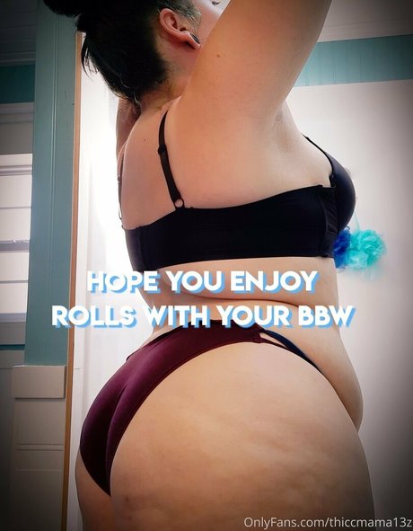 Photo nue de fuite OnlyFans de Thiccmama13z