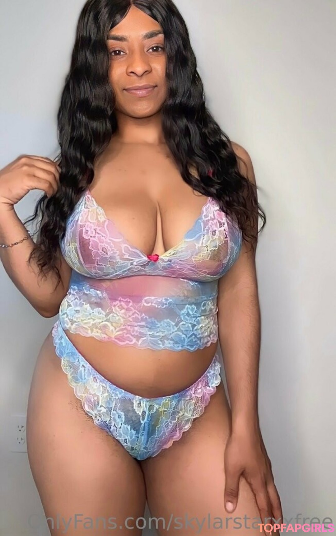 Photo nue de fuite OnlyFans de Skylarstarxxfree #54 Photo nue de fuite OnlyFans de Skylarstarxxfree #54