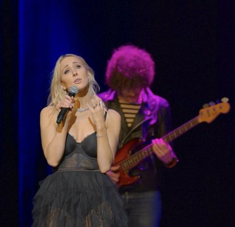 Nikki Glaser