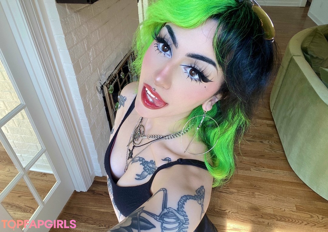 Photo nue de fuite OnlyFans de Lilbatty #11 Photo nue de fuite OnlyFans de Lilbatty #11