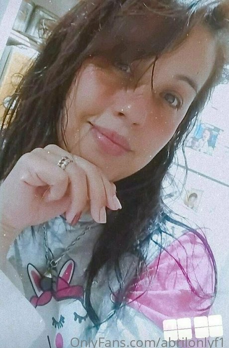 Photo nue de fuite OnlyFans de Abrilonlyf1