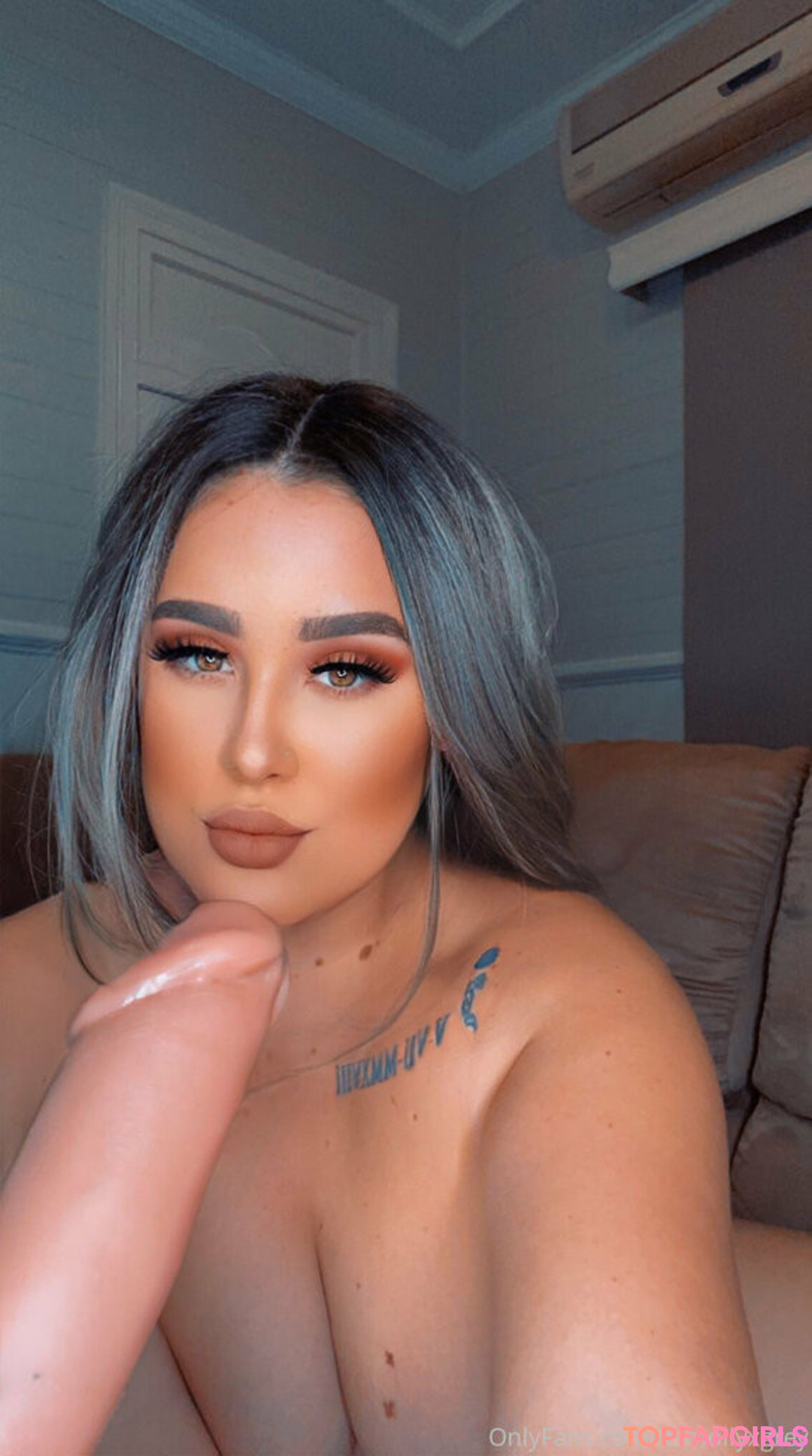 Photo nue de fuite OnlyFans de Mollygreypreviews #40 Photo nue de fuite OnlyFans de Mollygreypreviews #40