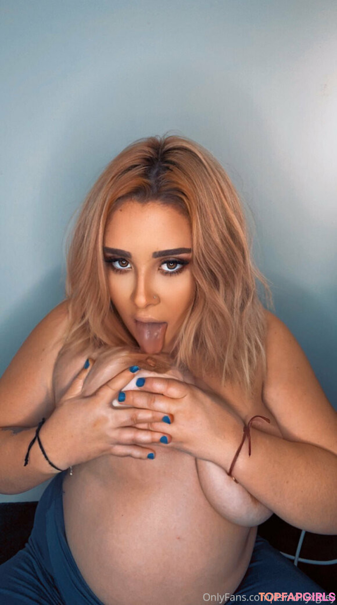 Photo nue de fuite OnlyFans de Mollygreypreviews #58 Photo nue de fuite OnlyFans de Mollygreypreviews #58