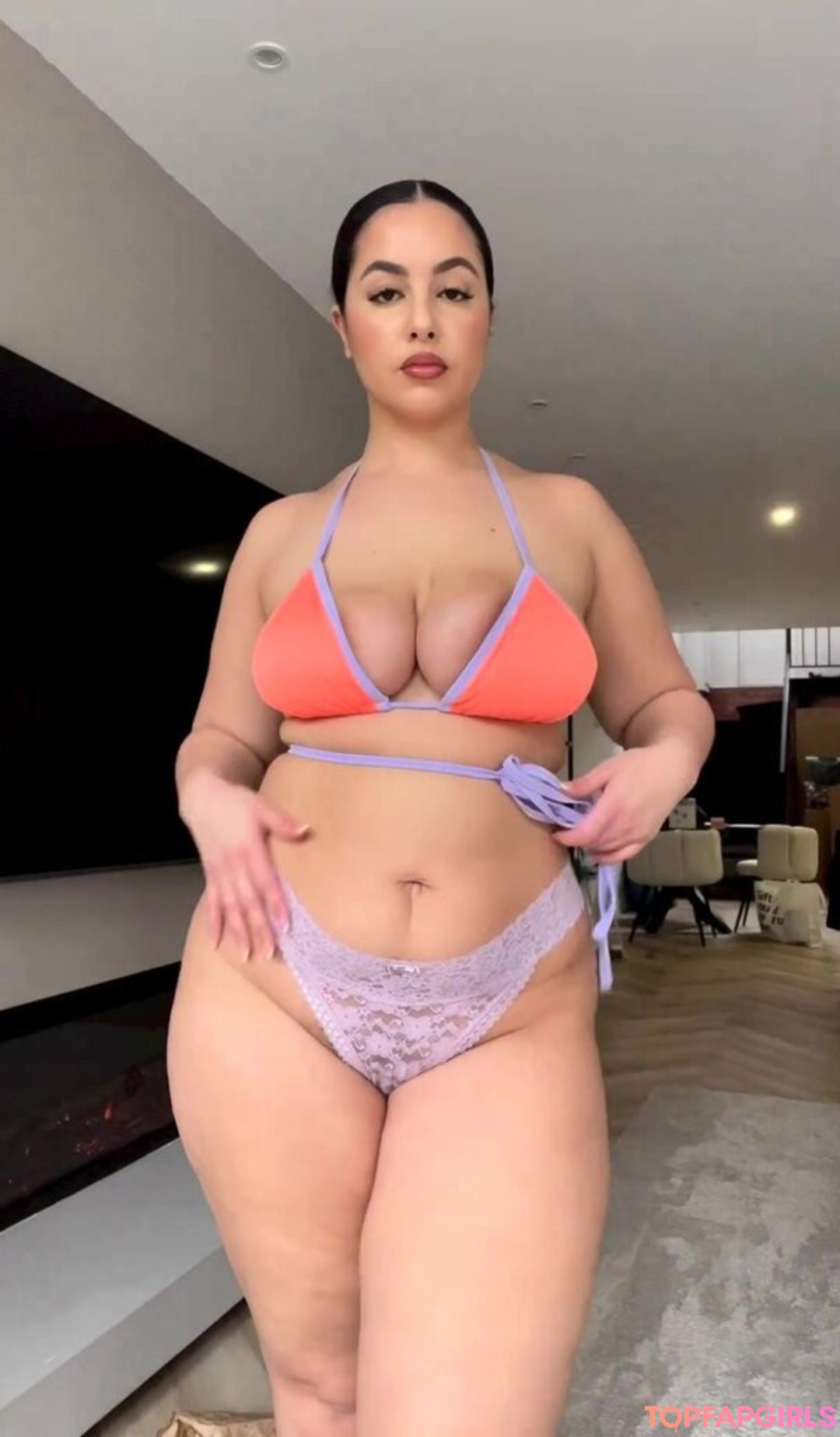 Photo nue de fuite OnlyFans de Zina Hadid #147 Photo nue de fuite OnlyFans de Zina Hadid #147