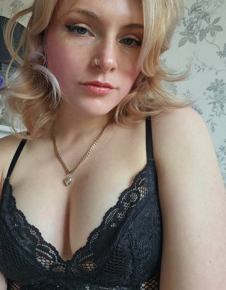 Photo nue de fuite OnlyFans de Hornyismyunicorn