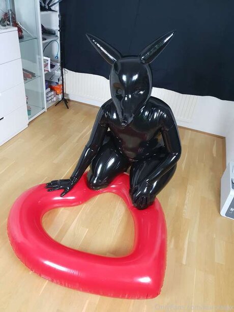 Kurolatex