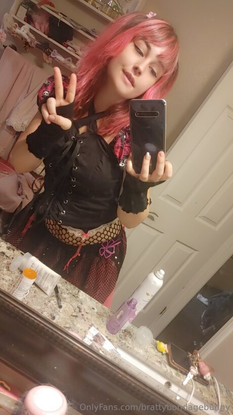 Brattybondagebunny