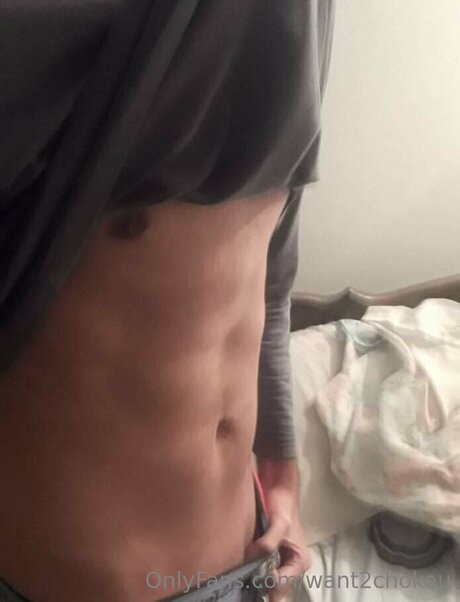 Photo nue de fuite OnlyFans de Want2chokeu
