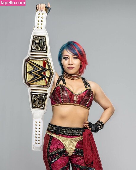 Asuka Wwe