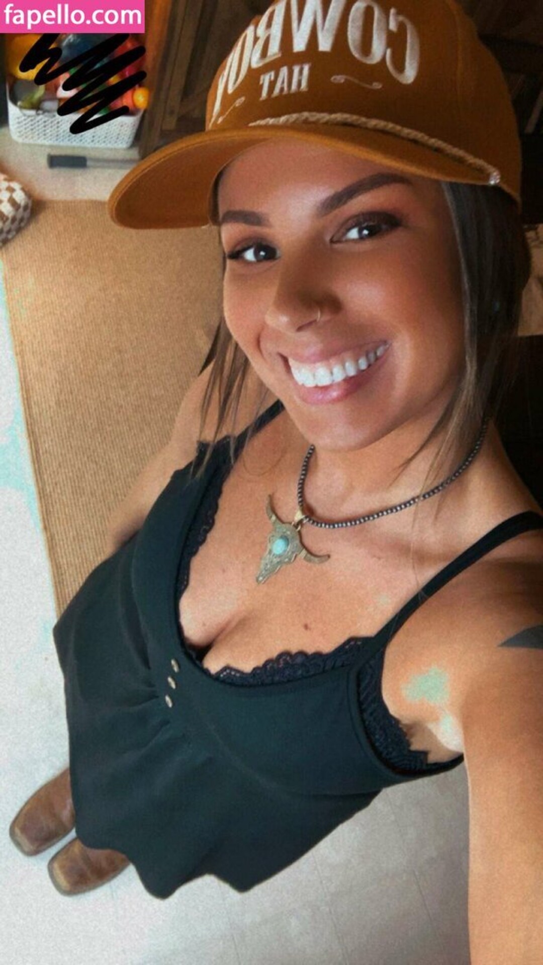 Photo nue de fuite OnlyFans de Kymuffin10 #9 Photo nue de fuite OnlyFans de Kymuffin10 #9