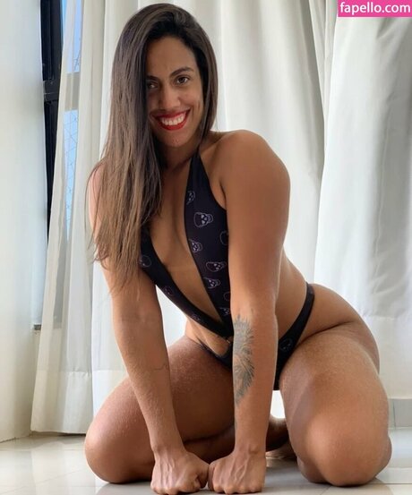 Photo nue de fuite OnlyFans de Karen Bessa