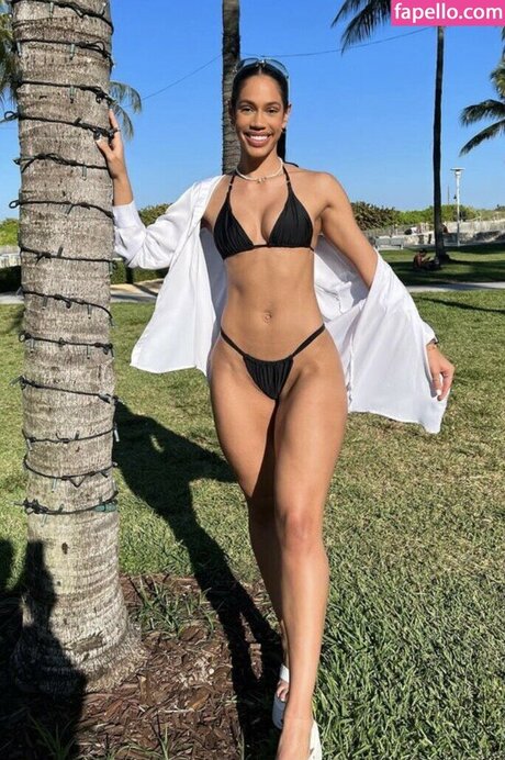 Photo nue de fuite OnlyFans de Savannah Pesante