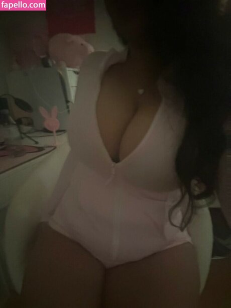 Photo nue de fuite OnlyFans de Pinkhealz Xyshams