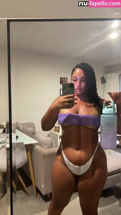 Photo nue de fuite OnlyFans de Melanadavids