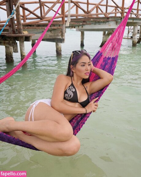 Maricel Freire Hotwife