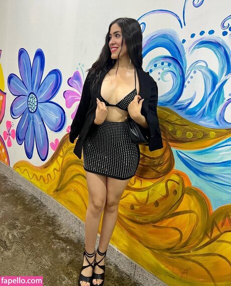 Maricel Freire Hotwife