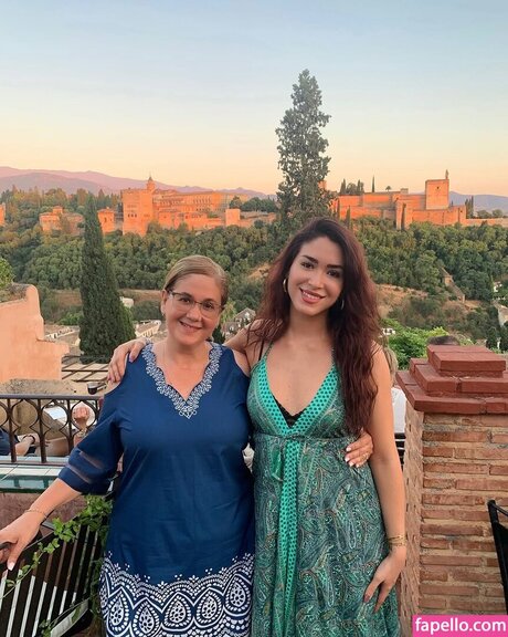 Maricel Freire Hotwife