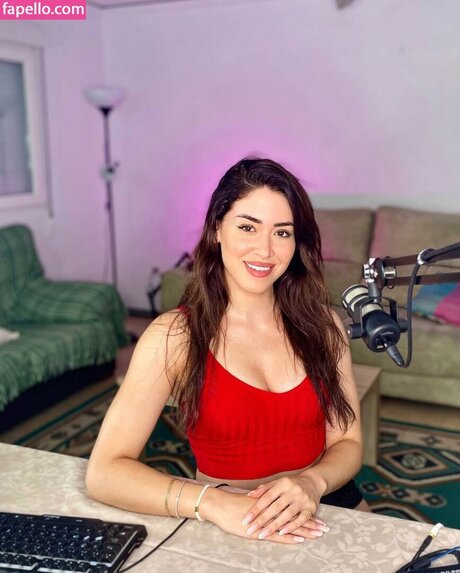 Maricel Freire Hotwife