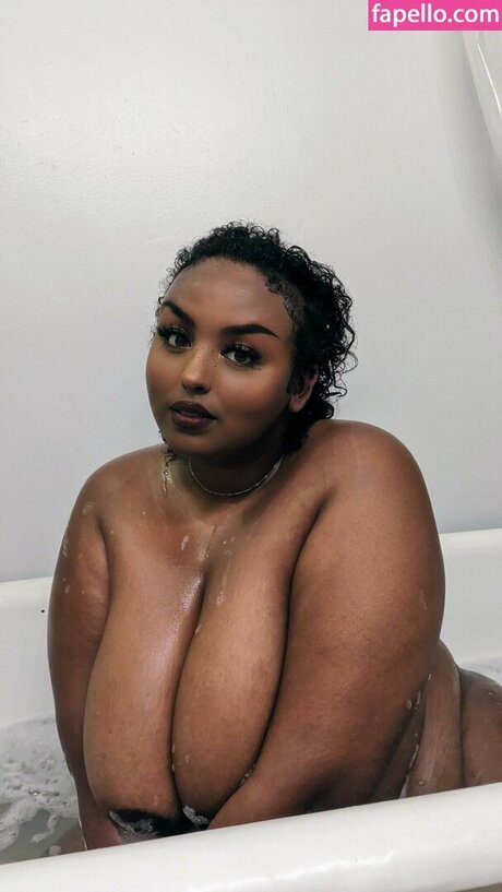Photo nue de fuite OnlyFans de Hornafrica