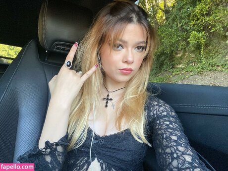 Photo nue de fuite OnlyFans de Nikki Hahn