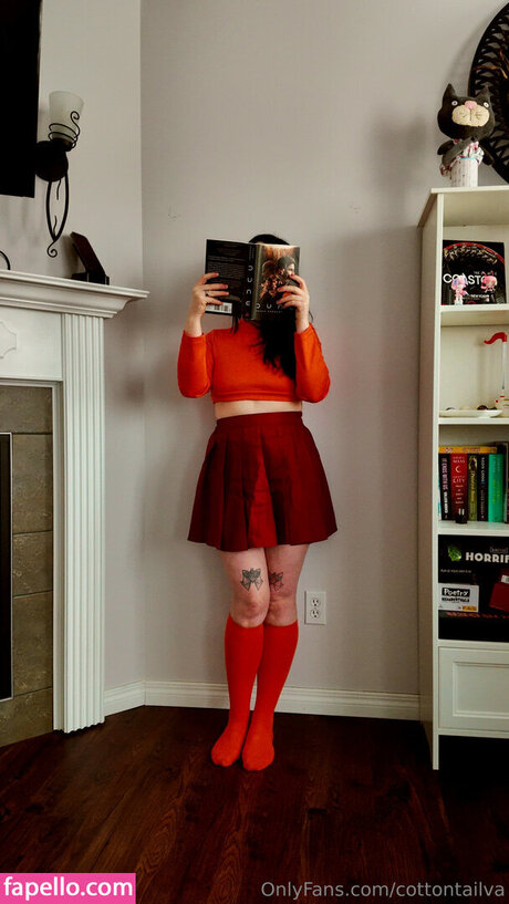 Velma  Daphne Cosplay