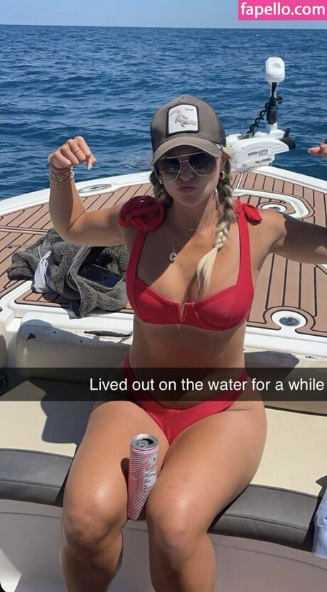 Cayla Vanderbaan