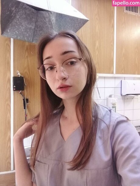 Polly_Bee