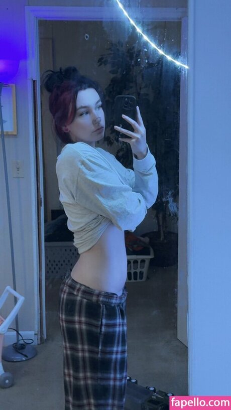 Photo nue de fuite OnlyFans de Xxangellbabyxx