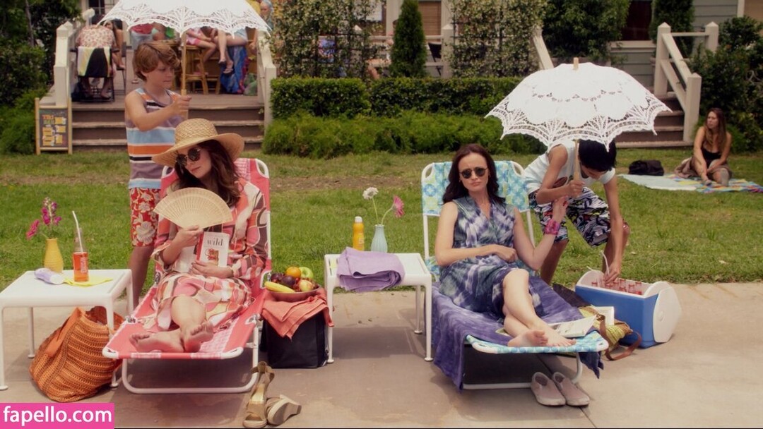 Photo nue de fuite OnlyFans de Alexis Bledel #31 Photo nue de fuite OnlyFans de Alexis Bledel #31