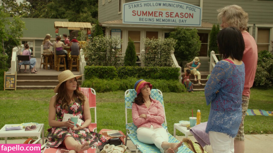 Photo nue de fuite OnlyFans de Alexis Bledel #38 Photo nue de fuite OnlyFans de Alexis Bledel #38