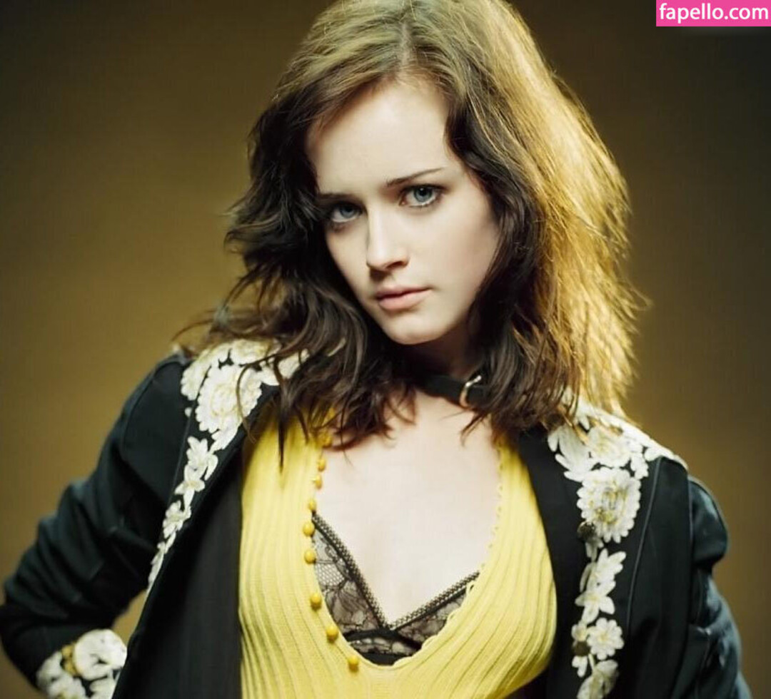 Photo nue de fuite OnlyFans de Alexis Bledel #43 Photo nue de fuite OnlyFans de Alexis Bledel #43