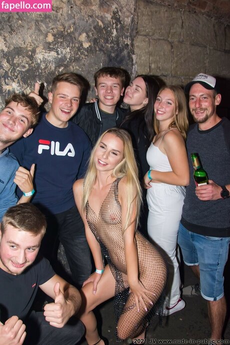 Beautiful Girls Groped