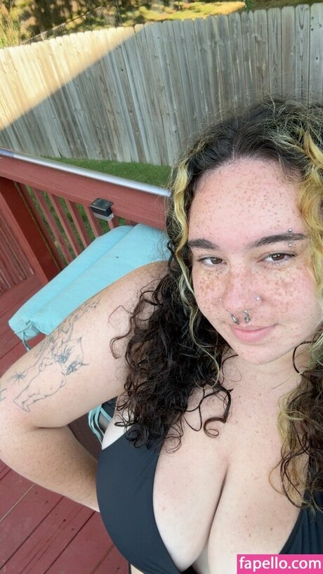 Photo nue de fuite OnlyFans de Actualneetgirl
