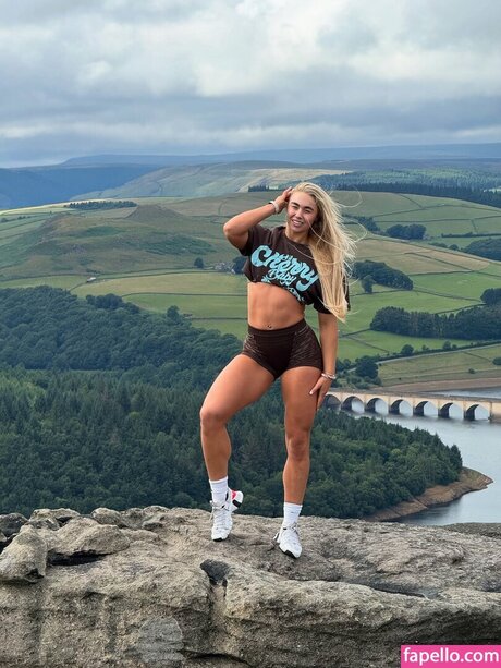 Photo nue de fuite OnlyFans de Livi Sheldon