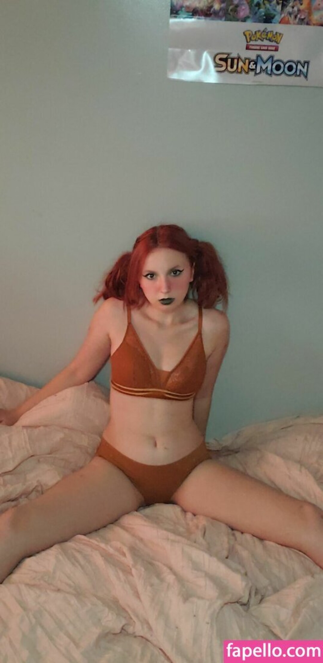 Photo nue de fuite OnlyFans de Jessicahenlo #16 Photo nue de fuite OnlyFans de Jessicahenlo #16