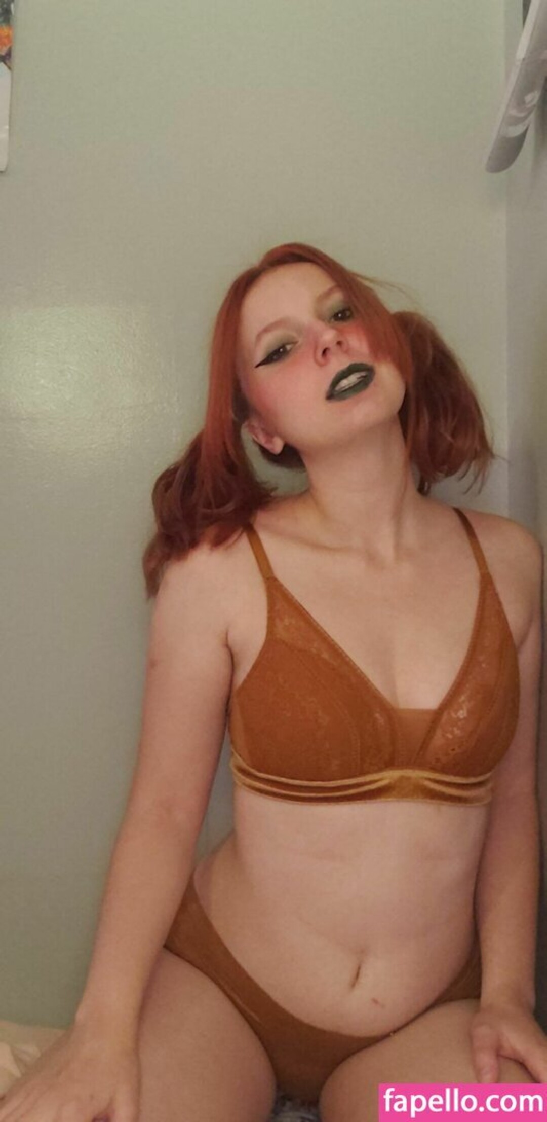 Photo nue de fuite OnlyFans de Jessicahenlo #19 Photo nue de fuite OnlyFans de Jessicahenlo #19