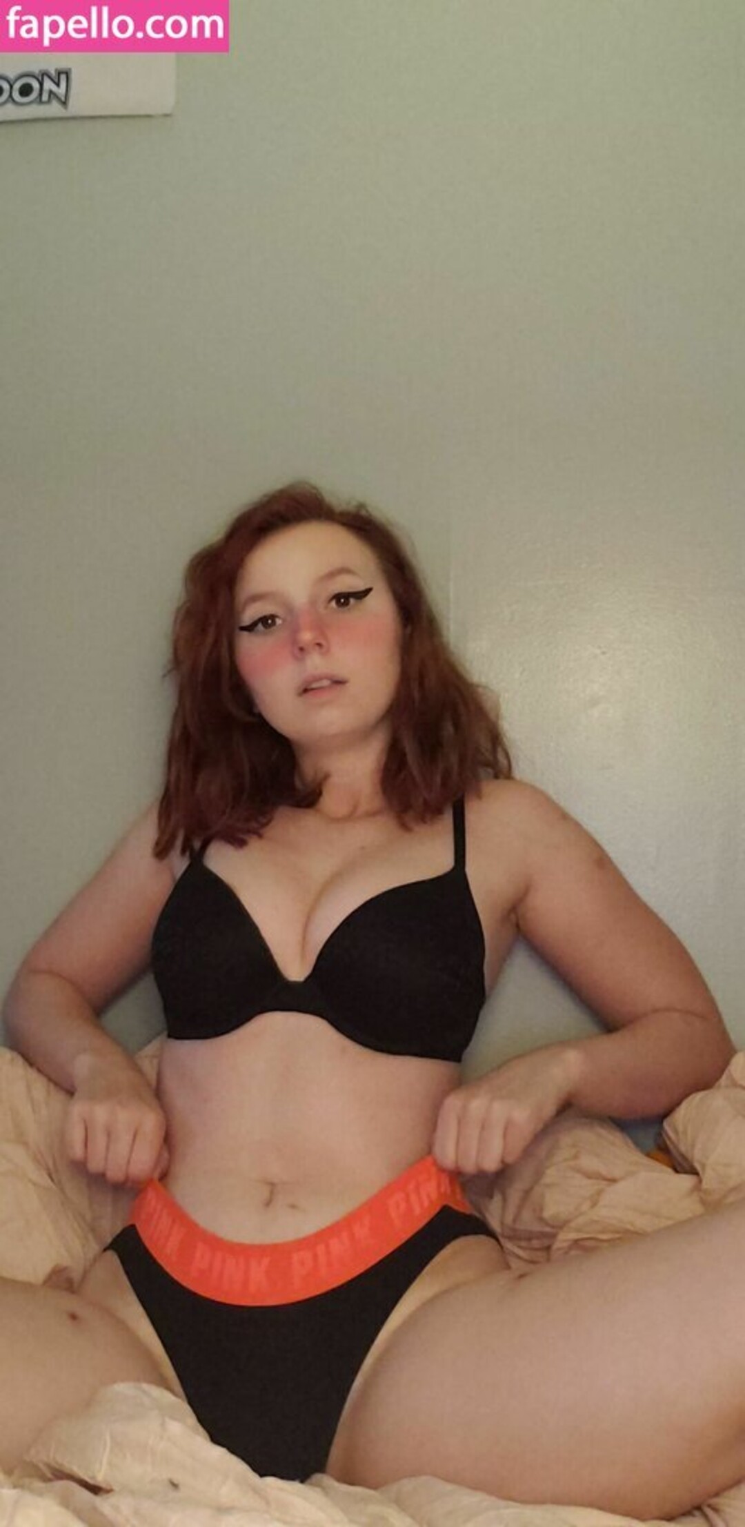 Photo nue de fuite OnlyFans de Jessicahenlo #32 Photo nue de fuite OnlyFans de Jessicahenlo #32