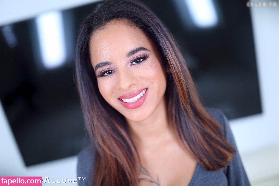 Photo nue de fuite OnlyFans de Isabella Jules #289 Photo nue de fuite OnlyFans de Isabella Jules #289