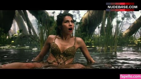 Photo nue de fuite OnlyFans de Elodie Yung
