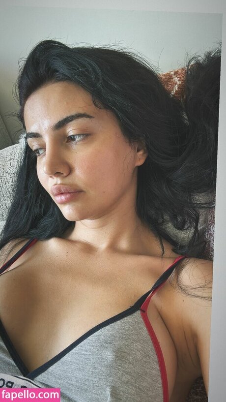 Ece Ronay Photo nue de fuite OnlyFans de Ece Ronay #14