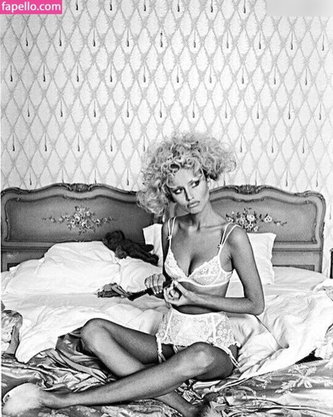 Photo nue de fuite OnlyFans de Adriana Karembeu #36 Photo nue de fuite OnlyFans de Adriana Karembeu #36