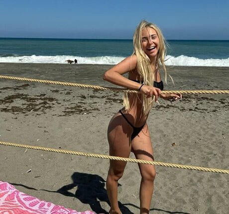 Ana Mena