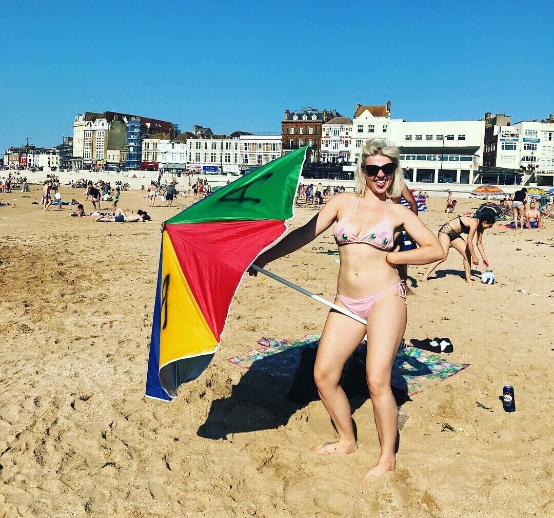 Photo nue de fuite OnlyFans de Rebecca Lucy Taylor #60 Photo nue de fuite OnlyFans de Rebecca Lucy Taylor #60