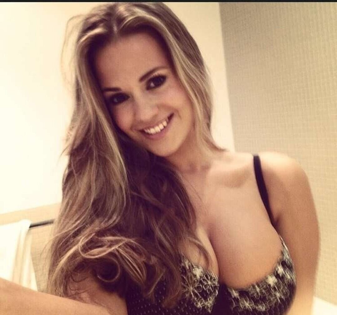 Photo nue de fuite OnlyFans de Emma Kuziara #22 Photo nue de fuite OnlyFans de Emma Kuziara #22