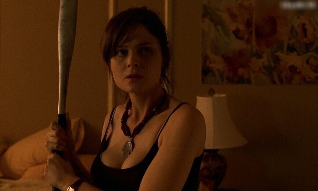 Photo nue de fuite OnlyFans de Emily Deschanel #7 Photo nue de fuite OnlyFans de Emily Deschanel #7