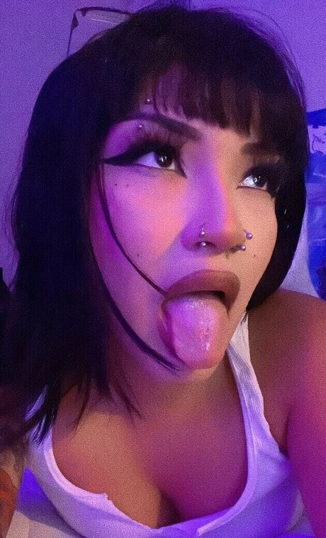 Photo nue de fuite OnlyFans de Sarynthia