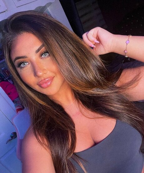 Photo nue de fuite OnlyFans de Selenalenaxo