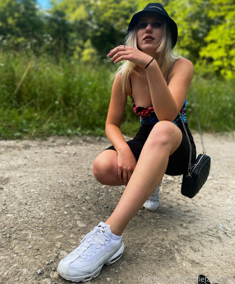 Photo nue de fuite OnlyFans de Jassietailorfree