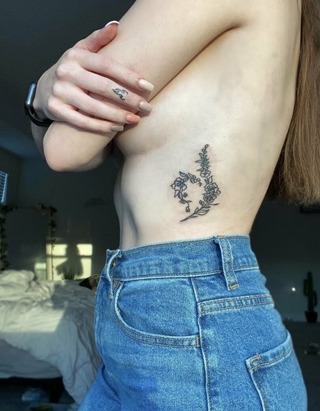 Photo nue de fuite OnlyFans de Catlyn